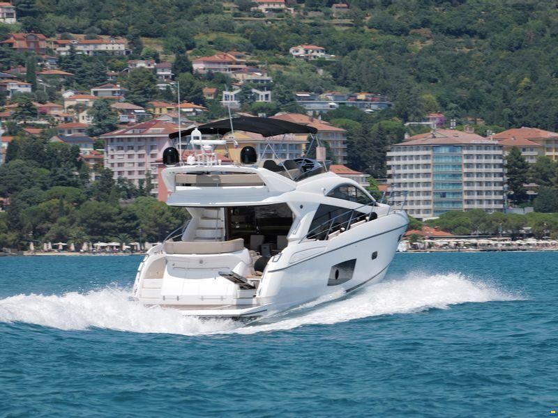 Sunseeker Manhattan 53
