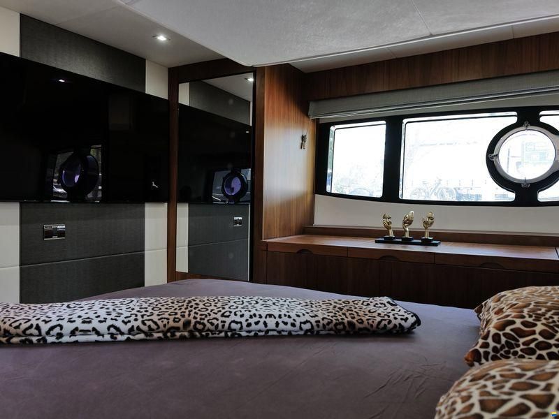 Sunseeker Manhattan 53