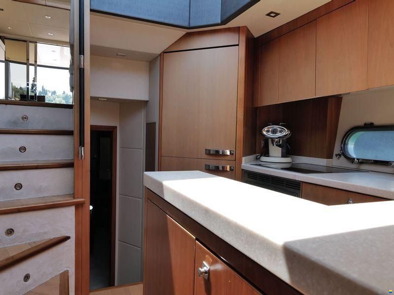 Sunseeker Manhattan 53