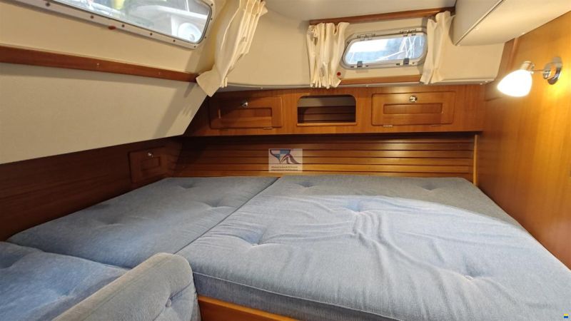 Hallberg-Rassy Hallberg Rassy 37
