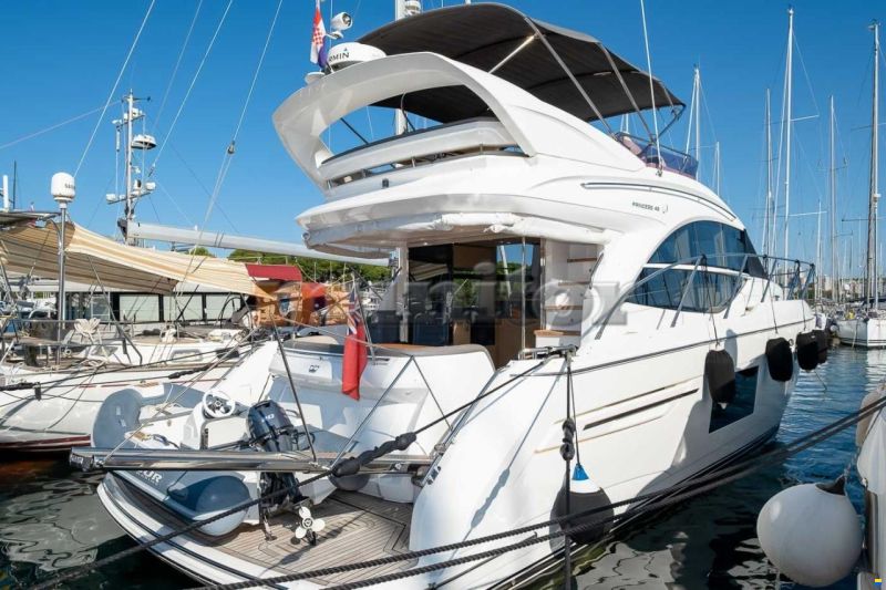 Princess 49