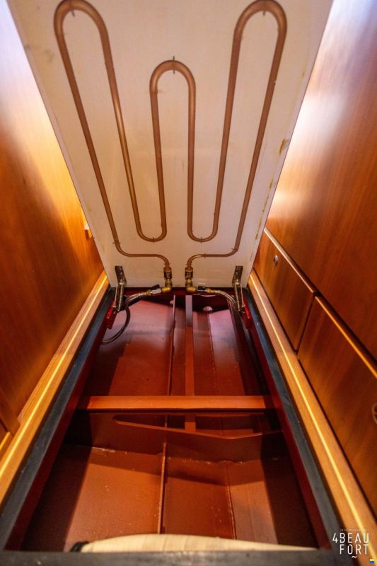 Linssen Grand Sturdy 470 Sedan Wheelhouse Longto
