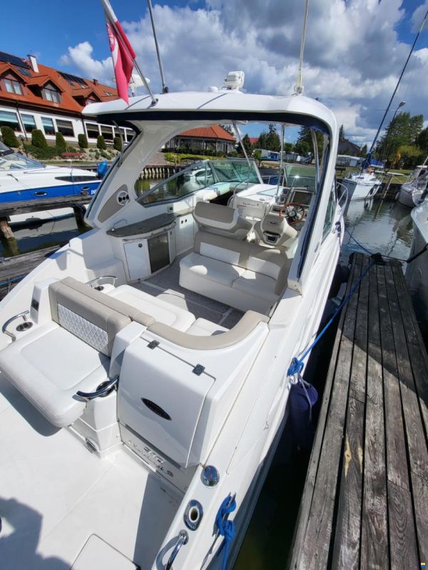 Chaparral 310 Signature