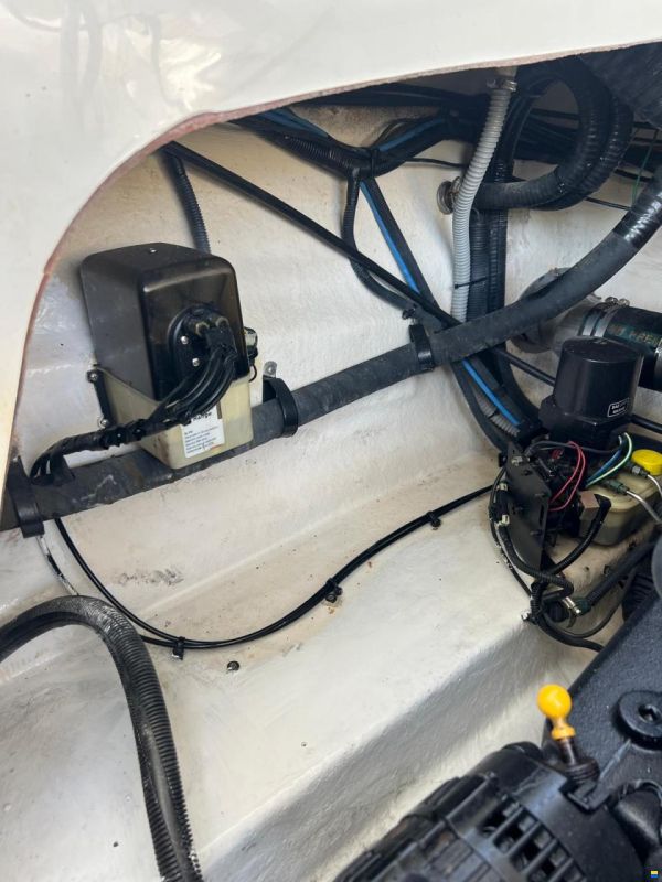 Sea Ray 290 SLX