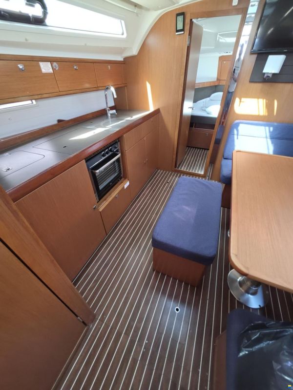 Bavaria CRUISER 41