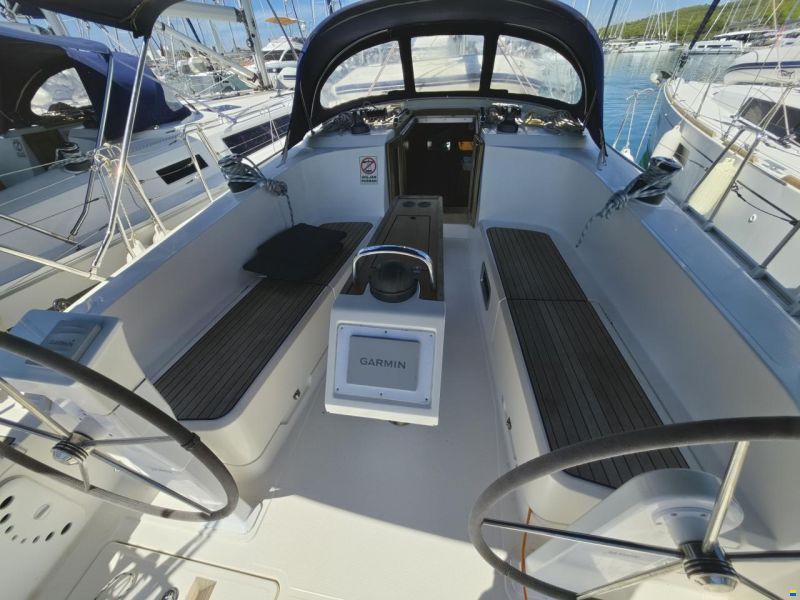 Bavaria CRUISER 41