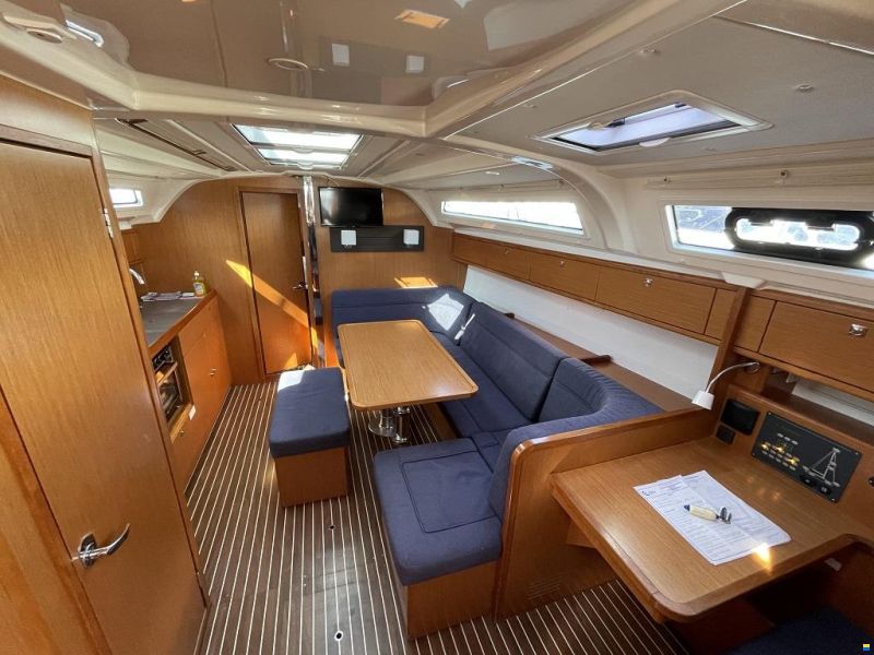 Bavaria CRUISER 41