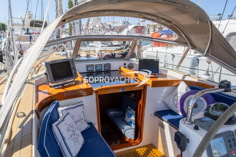 Hallberg-Rassy 43