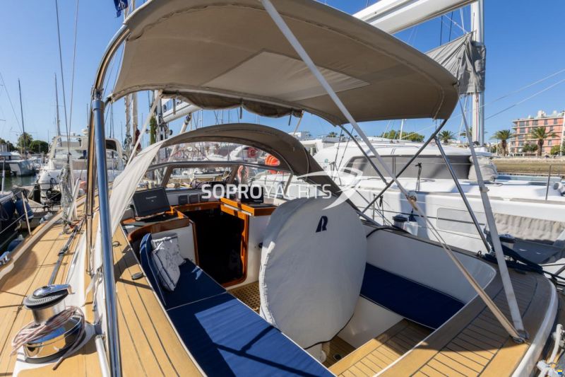 Hallberg-Rassy 43
