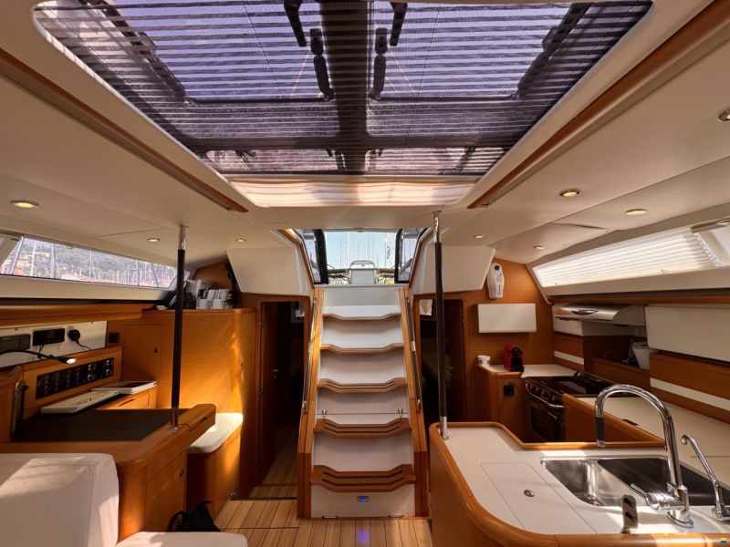 Jeanneau 57