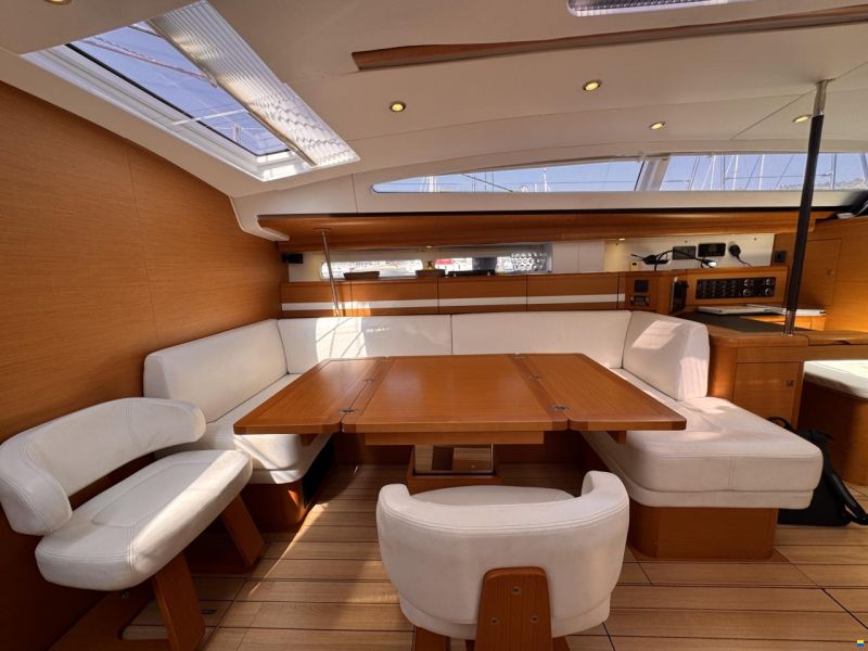 Jeanneau 57