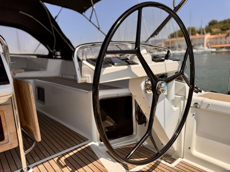 Jeanneau 57