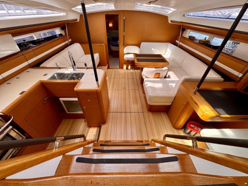 Jeanneau 57