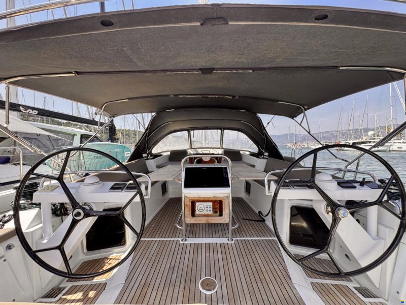Jeanneau 57