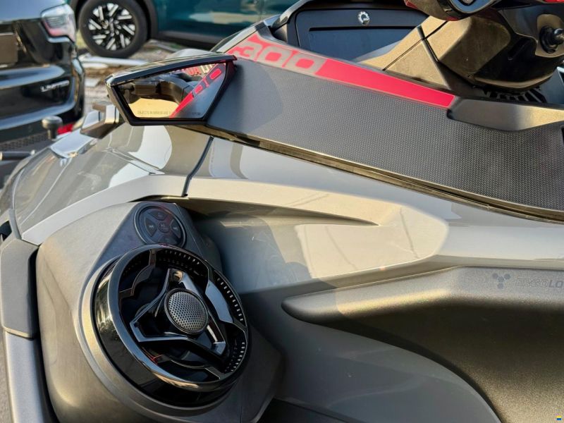 Sea-Doo RXT XRS300