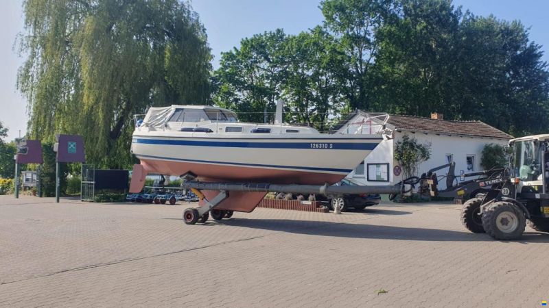 LM 28