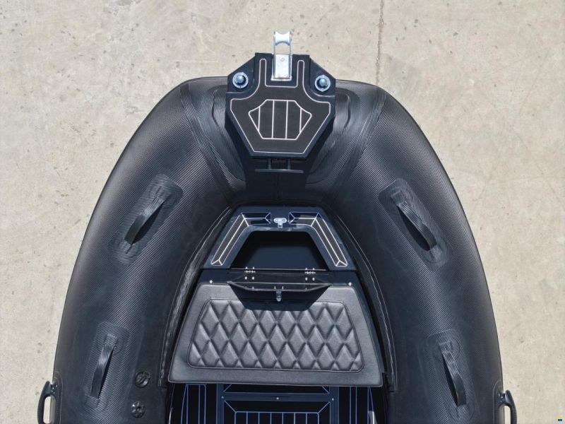 NERON 12 RIB