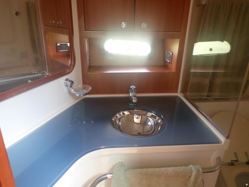 Chris Craft 36 Corsair