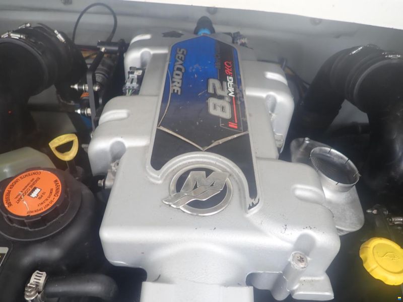 Chris Craft 36 Corsair