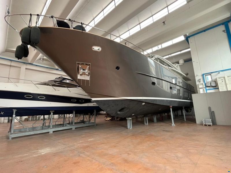 Van der Valk 85