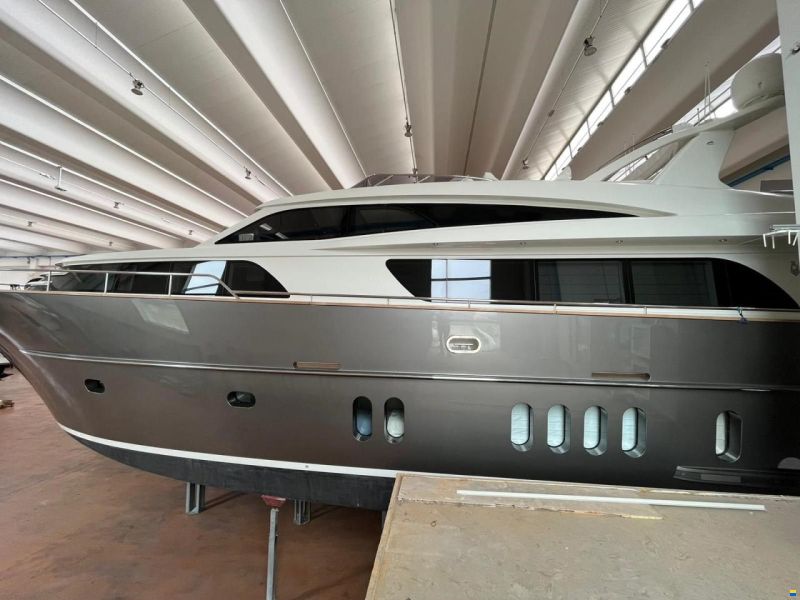 Van der Valk 85