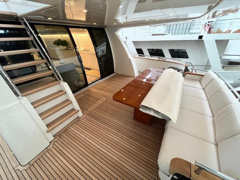 Van der Valk 85
