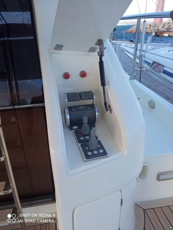 Ferretti 62