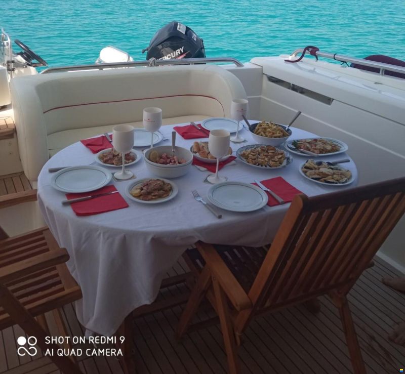 Ferretti 62