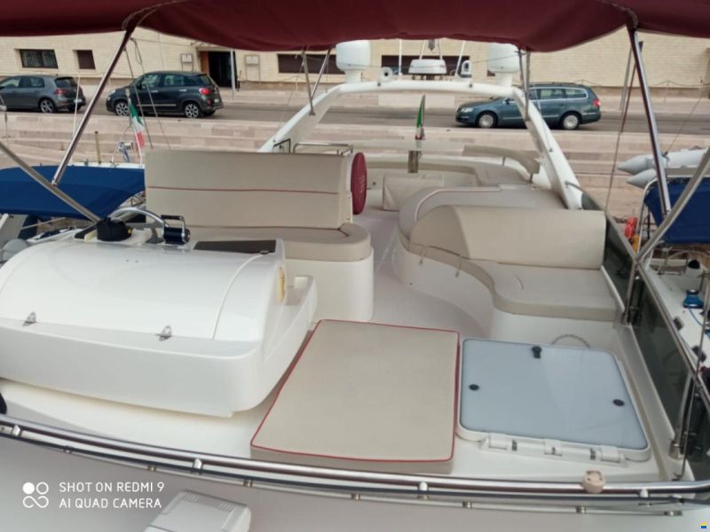 Ferretti 62