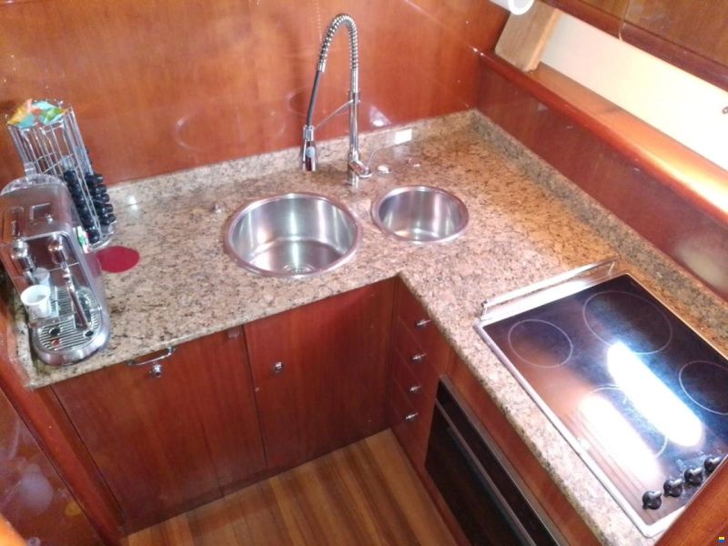 Ferretti 62