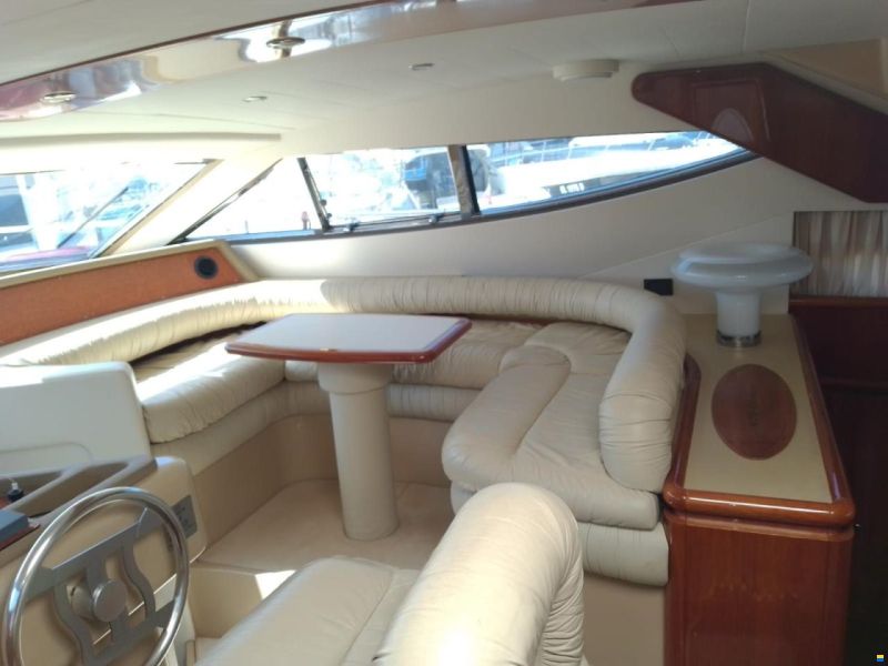 Ferretti 62