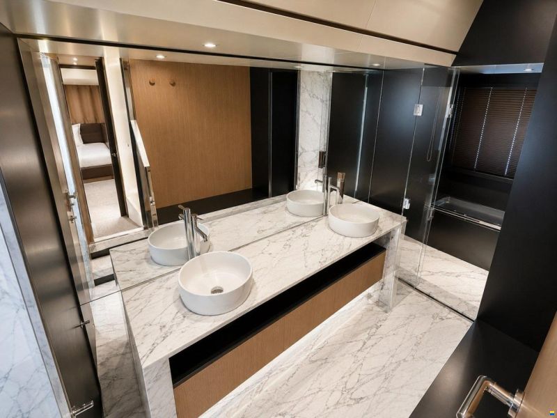 Riva 102 Corsaro Super