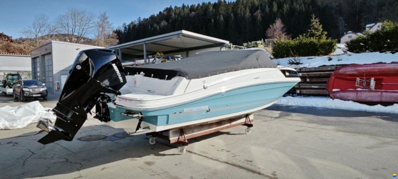 Bayliner VR6 CUDDY OUTBOARD