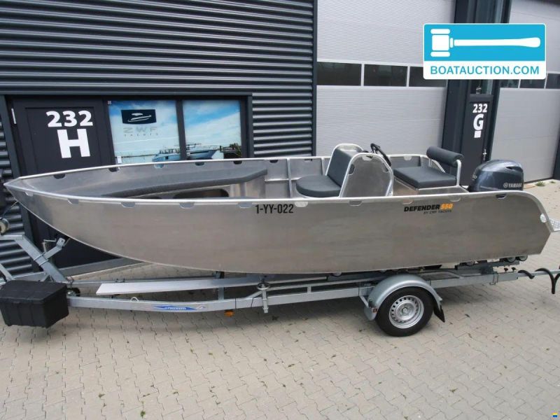 Defender 550
