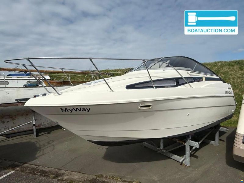 Bayliner 2355