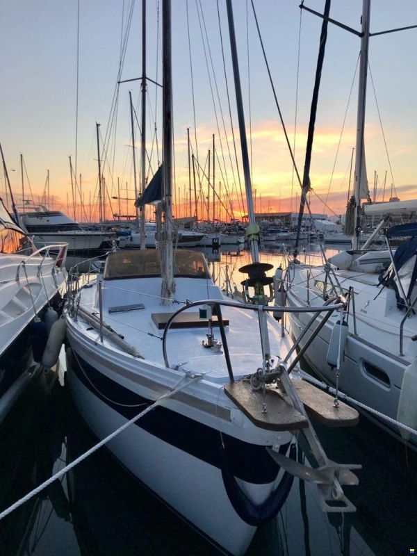 Playvisa Coronado 35