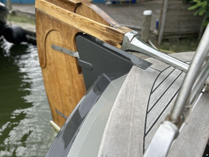 Lemsteraak Witte Eend - Roefuitvoering Hoek Design