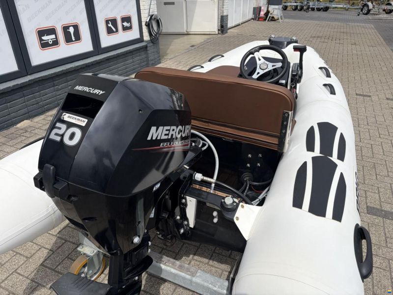 Brig Inflatable Boats Falcon 330 de Luxe