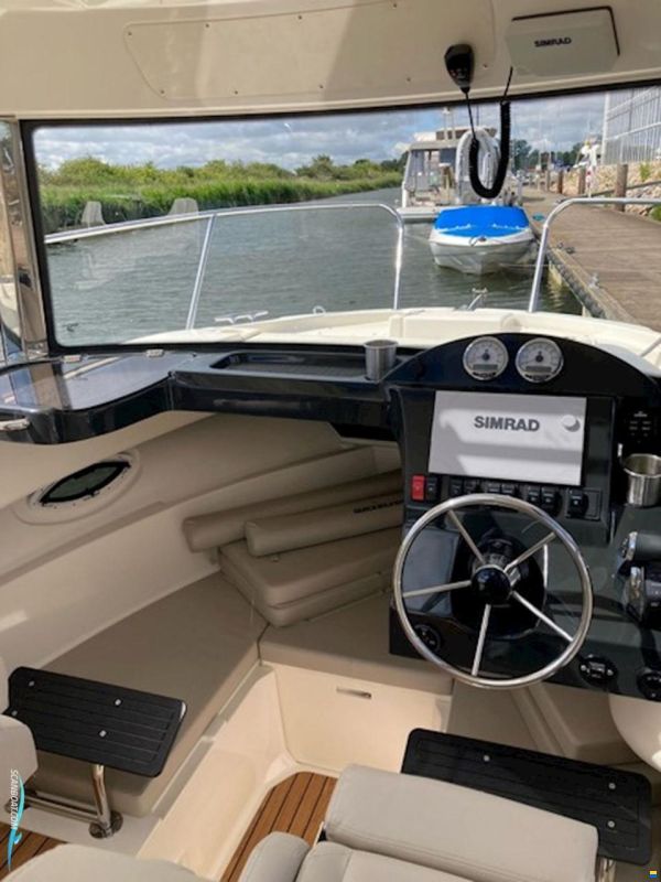 Quicksilver 755 pilothouse