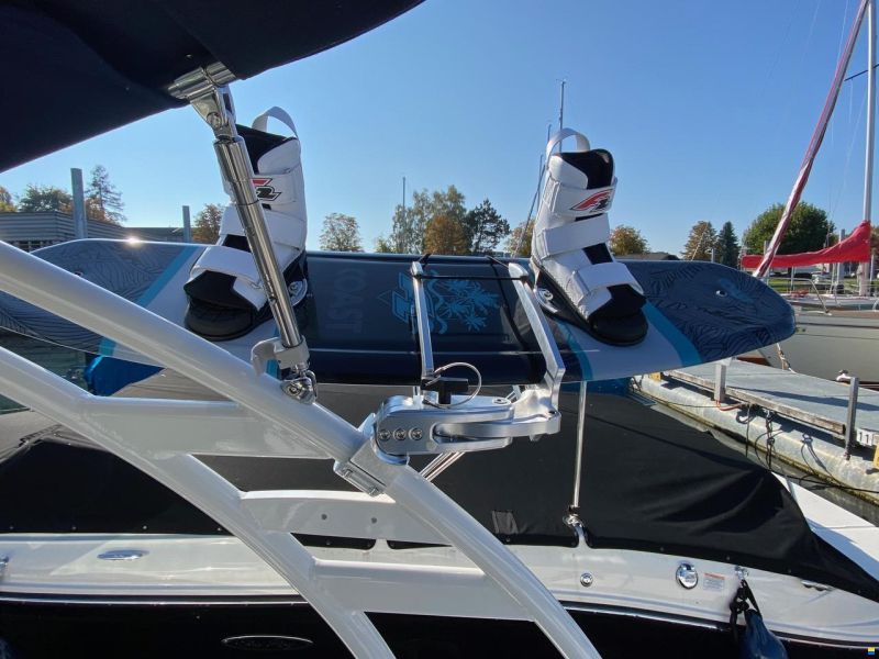 Chaparral 23 SSI