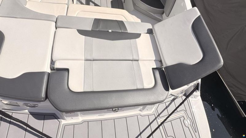 Chaparral 23 SSI
