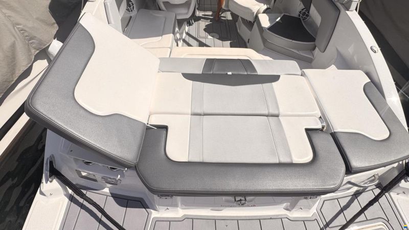 Chaparral 23 SSI