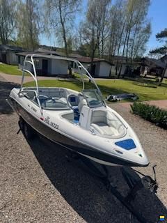 Yamaha 230 AR 230