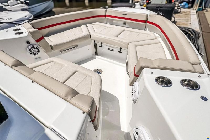 Wellcraft 28 T-Top