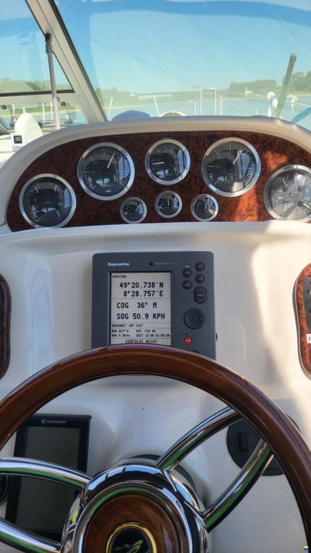 Sea Ray 335 Sundancer