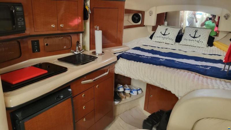 Sea Ray 335 Sundancer
