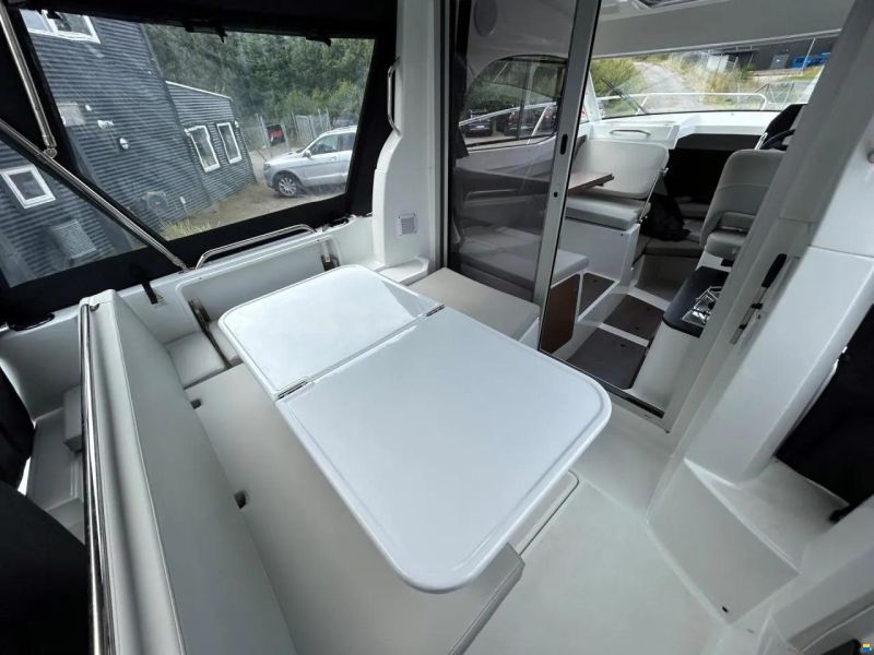Beneteau Antares 7