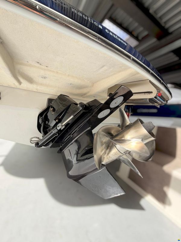 Chris Craft Lancer 22