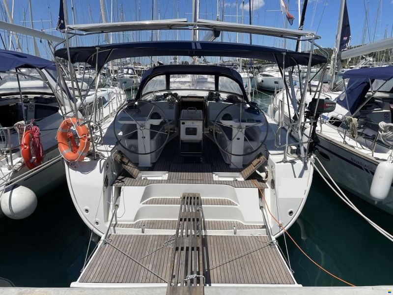Bavaria CRUISER 45