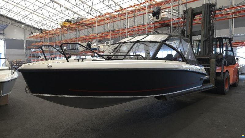 Falcon Boats Falcon BR7